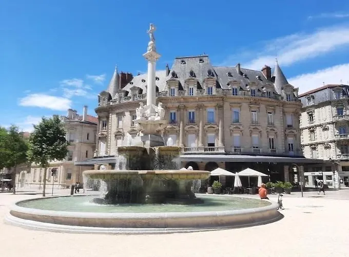 Apartment Terrasse Au Coeur De - 54 Valence (Drome)